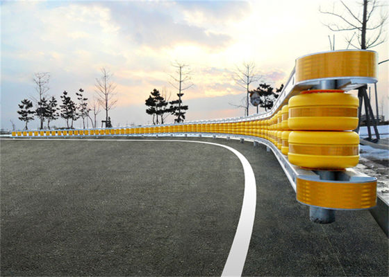 좋은 가격 Length 4 Meters Roller Crash Barrier guardrail manufacture suitable for installation on highways streets and urban roads 온라인으로