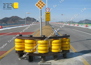 Good price 사고 차 고속도로 롤러 장벽 체계 반대로 충돌 노란/빨간색 온라인으로